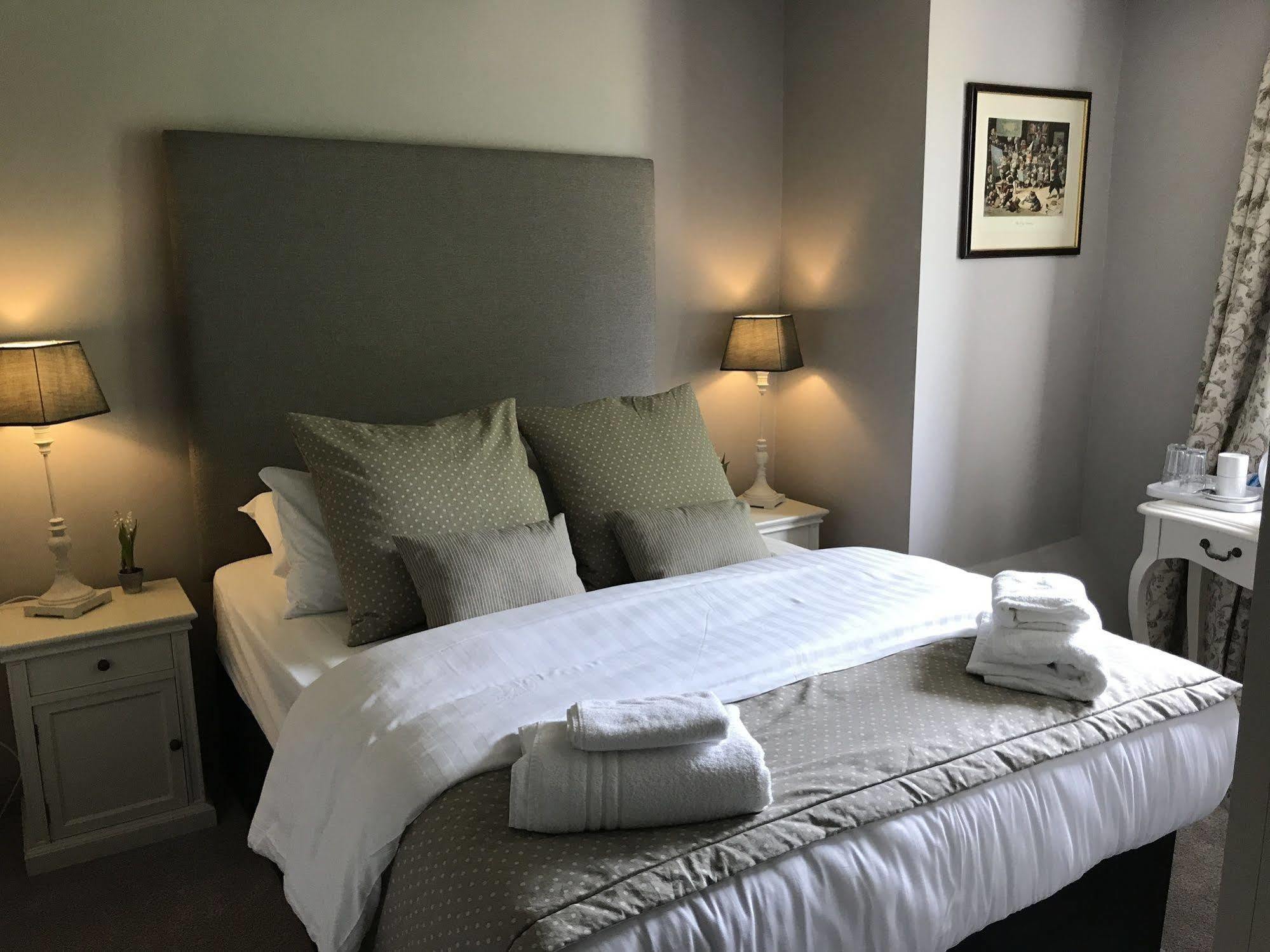 The Alma 3* Sowerby Bridge